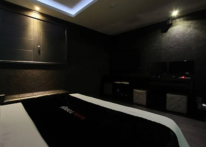 Moxy Insadong Hotel 3*