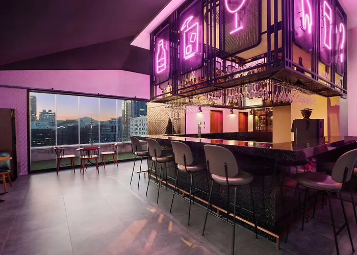 Moxy Insadong Hotel 3*