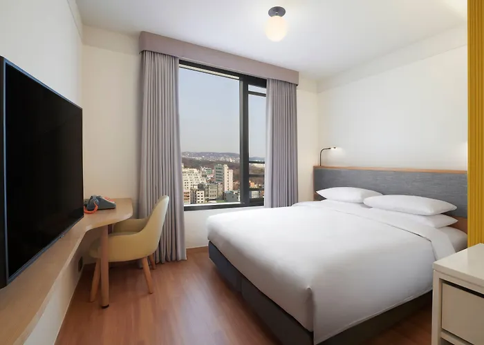 Hotel Moxy Insadong